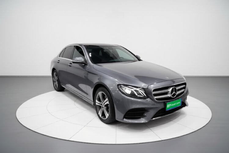 Used Mercedes-Benz E-Class 2016 E 200 L Sport Edition Front Right 45 Deg
