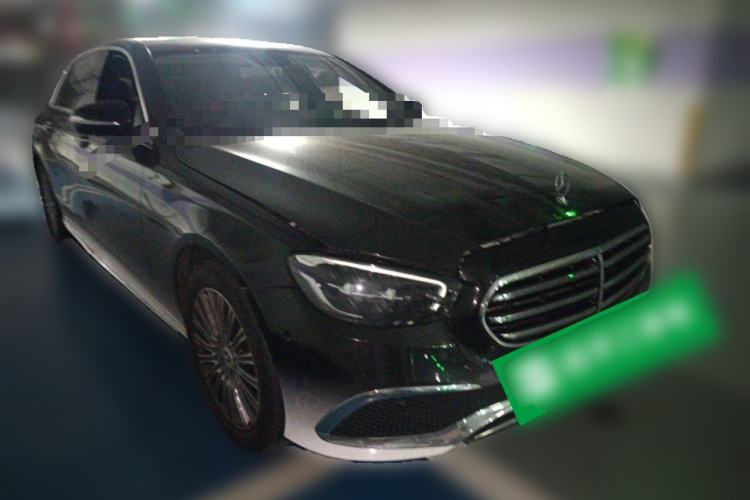 Used Mercedes-Benz E-Class 2016 E 300 L Sporty and Stylish Model Front Right 45 Deg