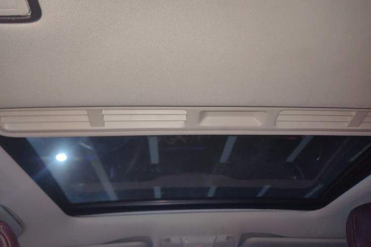 Used Mercedes-Benz E-Class 2016 E 200 L Sport Edition Headliner