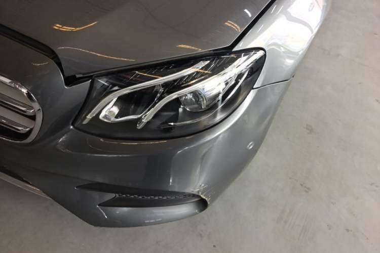 Used Mercedes-Benz E-Class 2016 E 300 L Sporty and Stylish Model Left Front Headlight