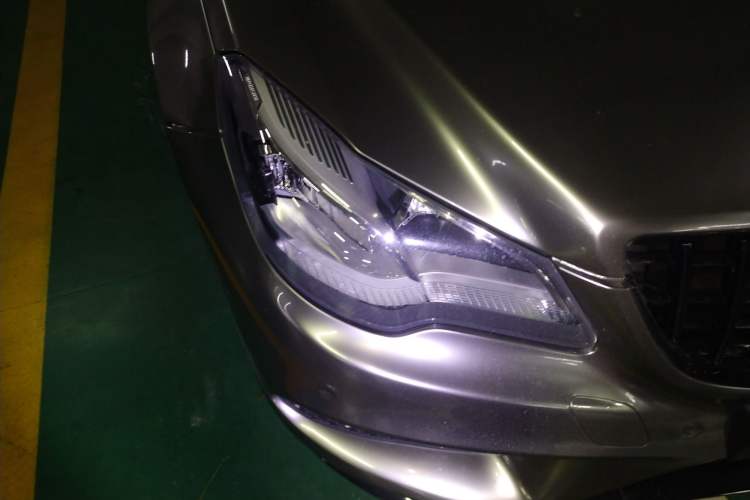 Used Mercedes-Benz E-Class 2016 E 200 Coupe Dynamic Edition Right Front Headlight