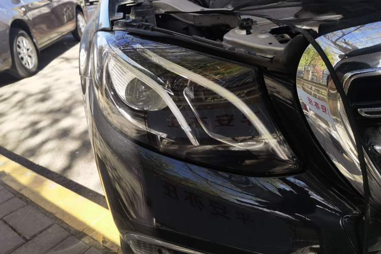 Used Mercedes-Benz E-Class 2016 E 200 L Right Front Headlight