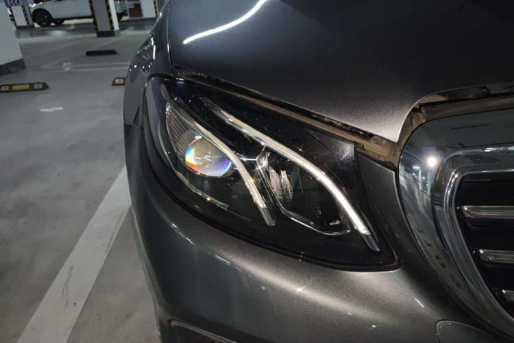 Used Mercedes-Benz E-Class 2016 E 300 L Stylish Model Right Front Headlight