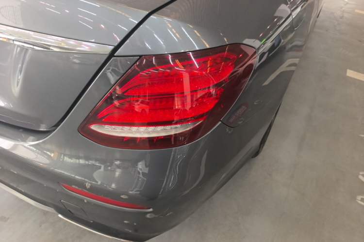 Used Mercedes-Benz E-Class 2016 E 300 L Sporty and Stylish Model Right Rear Taillight