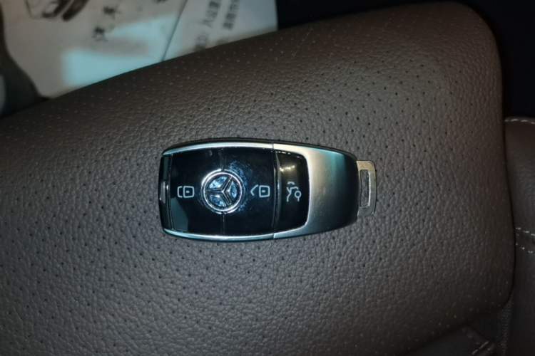 Used Mercedes-Benz E-Class 2016 E 200 L Sport Edition Vehicle Key