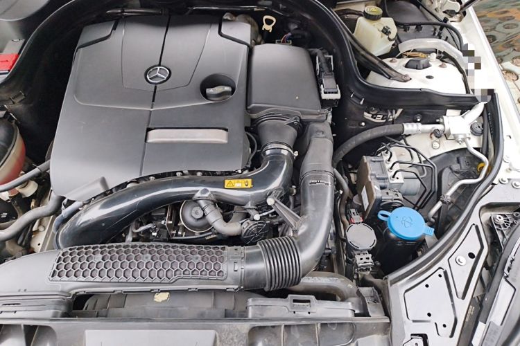 Used Mercedes-Benz E-Class 2016 E 200 Coupe Dynamic Edition Engine Bay Left