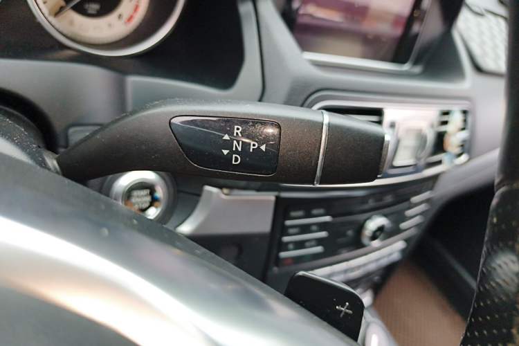 Used Mercedes-Benz E-Class 2016 E 200 Coupe Dynamic Edition Gear Lever