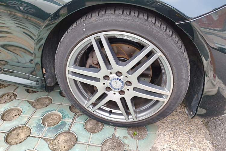 Used Mercedes-Benz E-Class 2016 E 200 Coupe Dynamic Edition Right Front Wheel Hub