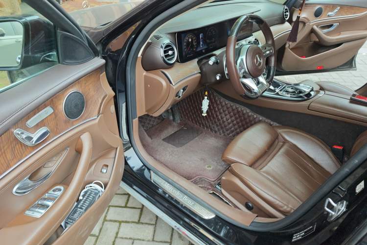 Used Mercedes-Benz E-Class 2016 E 200 L Driver Seat