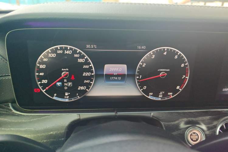 Used Mercedes-Benz E-Class 2016 E 200 L Instrument Cluster
