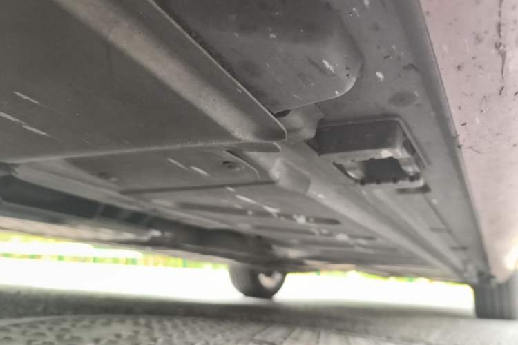 Used Mercedes-Benz E-Class 2016 E 200 L Sport Edition Chassis Front Left