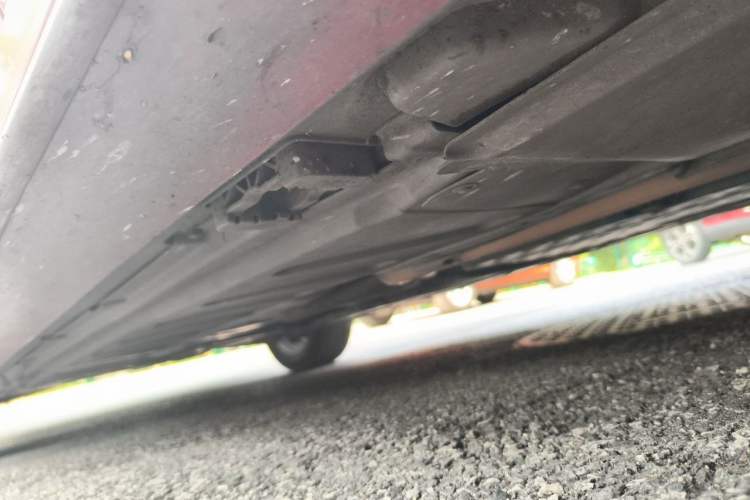 Used Mercedes-Benz E-Class 2016 E 200 L Sport Edition Chassis Front Right