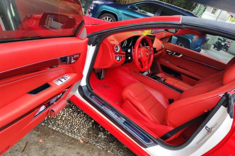 Used Mercedes-Benz E-Class 2016 E 260 Convertible Coupe Dynamic Edition Driver Seat