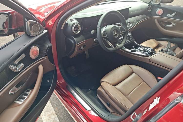 Used Mercedes-Benz E-Class 2016 E 200 L Sport Edition Driver Seat