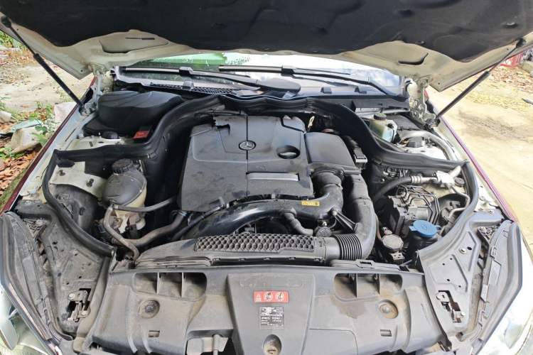 Used Mercedes-Benz E-Class 2016 E 200 Coupe Dynamic Edition Engine Bay