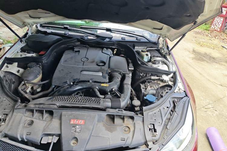 Used Mercedes-Benz E-Class 2016 E 200 Coupe Dynamic Edition Engine Bay Left
