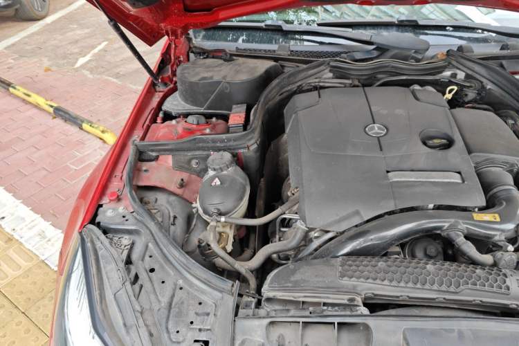 Used Mercedes-Benz E-Class 2016 E 200 Coupe Dynamic Edition Engine Bay Right