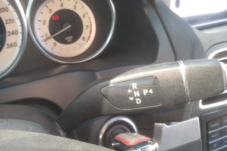 Used Mercedes-Benz E-Class 2016 E 200 Coupe Dynamic Edition Gear Lever