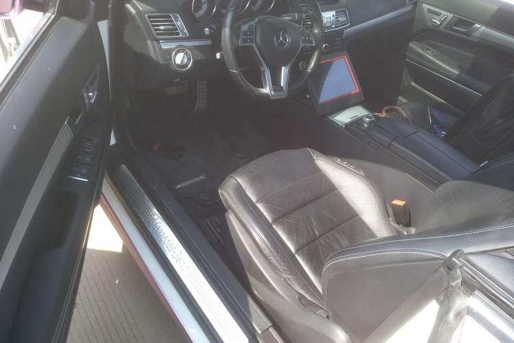 Used Mercedes-Benz E-Class 2016 E 200 Coupe Dynamic Edition Interior 3