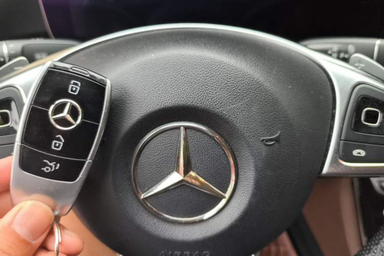 Used Mercedes-Benz E-Class 2016 E 200 L Sport Edition Vehicle Key