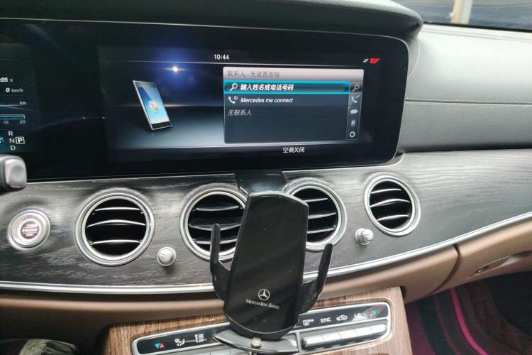 Used Mercedes-Benz E-Class 2016 E 200 L Audio And AC Panel