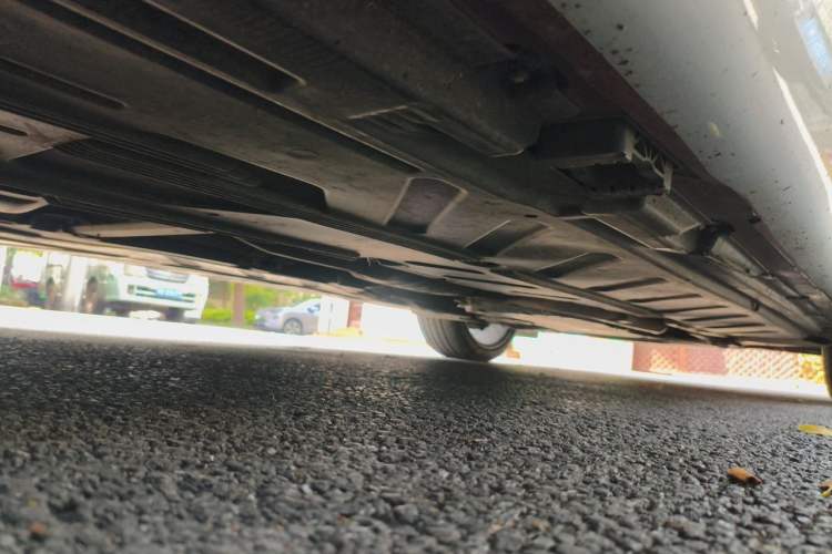 Used Mercedes-Benz E-Class 2016 E 200 L Chassis Rear Right