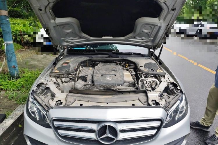 Used Mercedes-Benz E-Class 2016 E 200 L Sport Edition Engine Bay