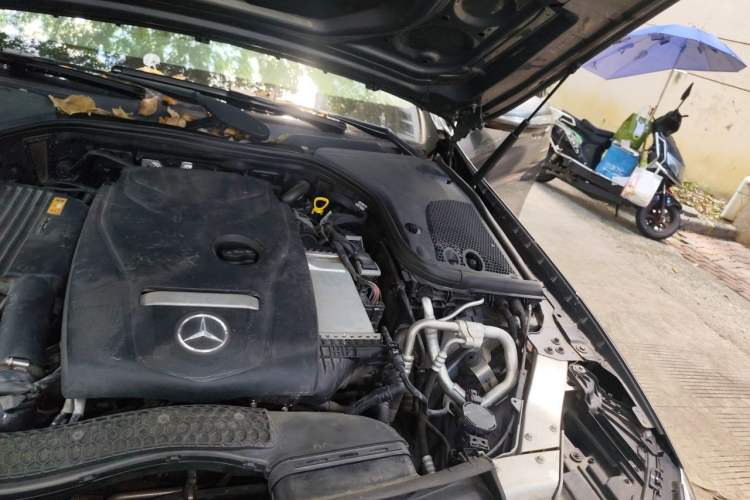 Used Mercedes-Benz E-Class 2016 E 300 L Sporty and Stylish Model Engine Bay Left