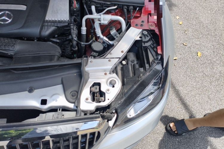 Used Mercedes-Benz E-Class 2016 E 200 L Engine Bay Left