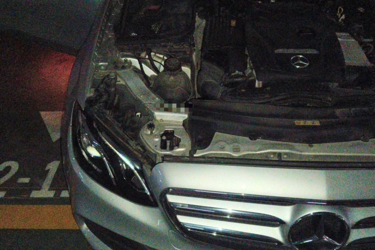 Used Mercedes-Benz E-Class 2016 E 300 L Sporty and Stylish Model Engine Bay Right