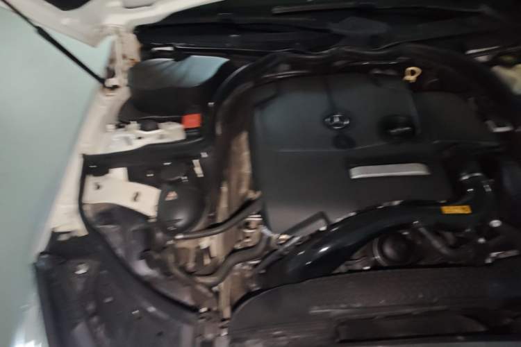 Used Mercedes-Benz E-Class 2016 E 200 Coupe Dynamic Edition Engine Bay Right
