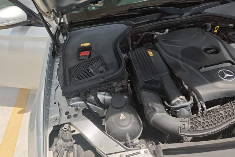 Used Mercedes-Benz E-Class 2016 E 300 L Sporty and Stylish Model Engine Bay Right