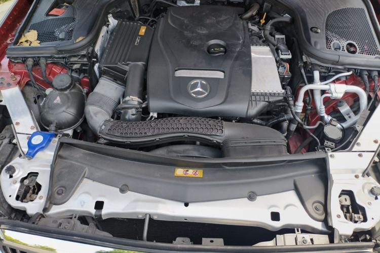 Used Mercedes-Benz E-Class 2016 E 200 L Engine Bay