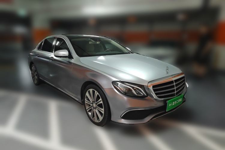 Used Mercedes-Benz E-Class 2016 E 300 L Luxury Model Front Right 45 Deg