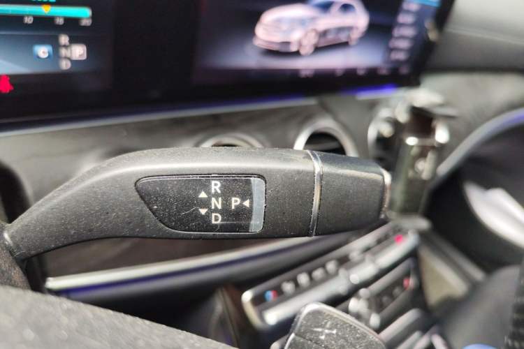Used Mercedes-Benz E-Class 2016 E 200 L Sport Edition Gear Lever