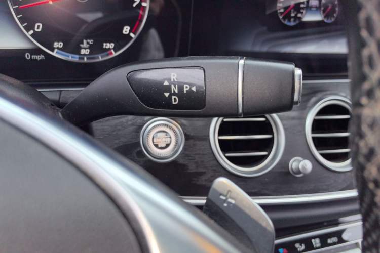 Used Mercedes-Benz E-Class 2016 E 200 L Sport Edition Gear Lever