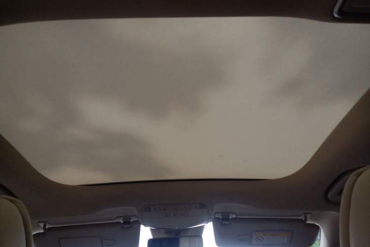 Used Mercedes-Benz E-Class 2016 E 300 L Sport Luxury Model Headliner