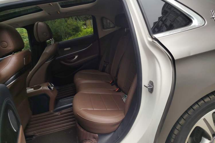 Used Mercedes-Benz E-Class 2016 E 200 L Sport Edition Left Rear Seat