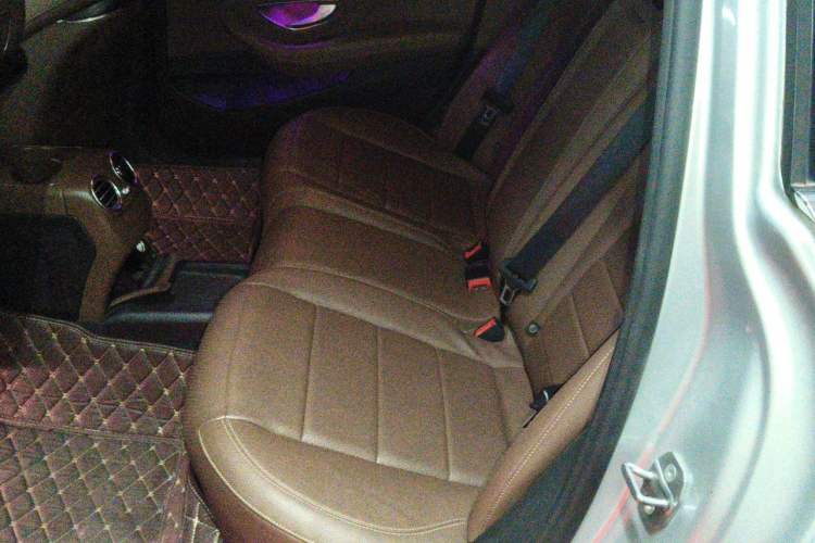 Used Mercedes-Benz E-Class 2016 E 300 L Sporty and Stylish Model Left Rear Seat