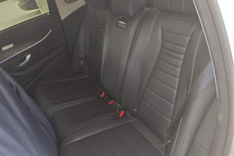 Used Mercedes-Benz E-Class 2016 E 300 L Sporty and Stylish Model Left Rear Seat