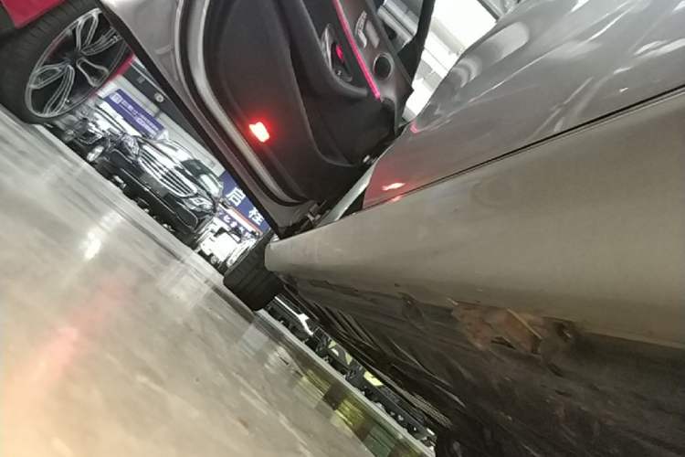Used Mercedes-Benz E-Class 2016 E 200 L Left Side Sill