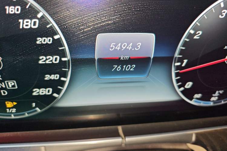 Used Mercedes-Benz E-Class 2016 E 300 L Luxury Model Odometer Close Up