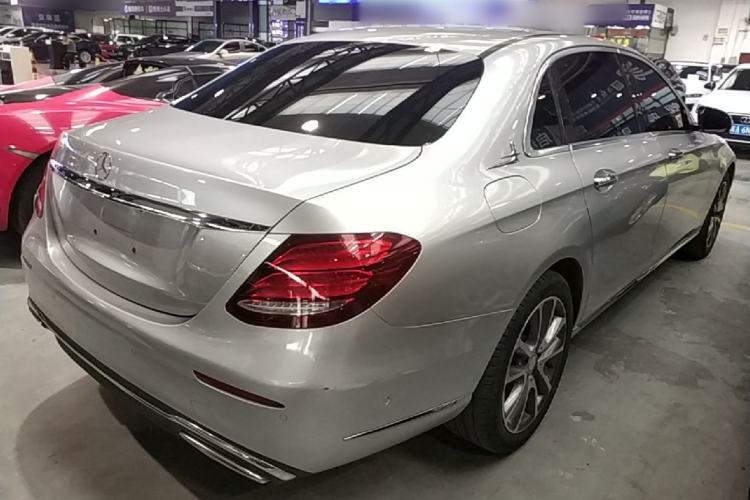 Used Mercedes-Benz E-Class 2016 E 200 L Rear Right 45 Deg