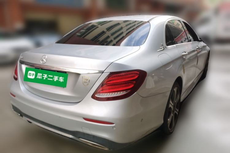 Used Mercedes-Benz E-Class 2016 E 300 L Sporty and Stylish Model Rear Right 45 Deg