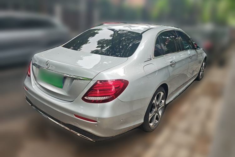 Used Mercedes-Benz E-Class 2016 E 300 L Sporty and Stylish Model Rear Right 45 Deg