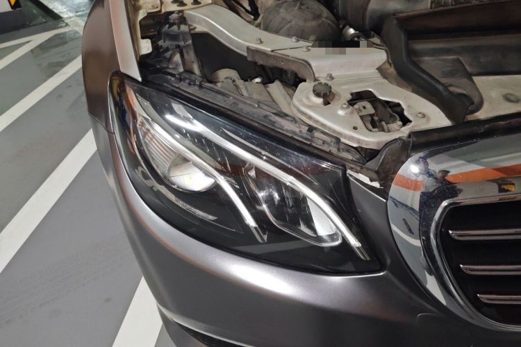 Used Mercedes-Benz E-Class 2016 E 300 L Luxury Model Right Front Headlight