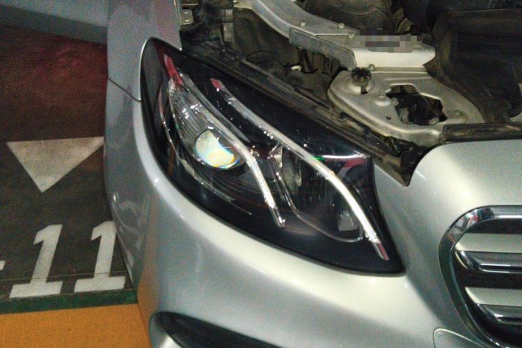 Used Mercedes-Benz E-Class 2016 E 300 L Sporty and Stylish Model Right Front Headlight