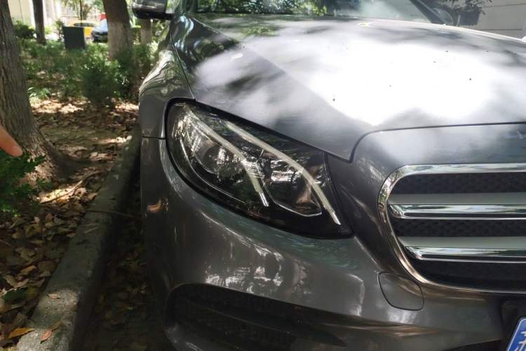 Used Mercedes-Benz E-Class 2016 E 300 L Sporty and Stylish Model Right Front Headlight
