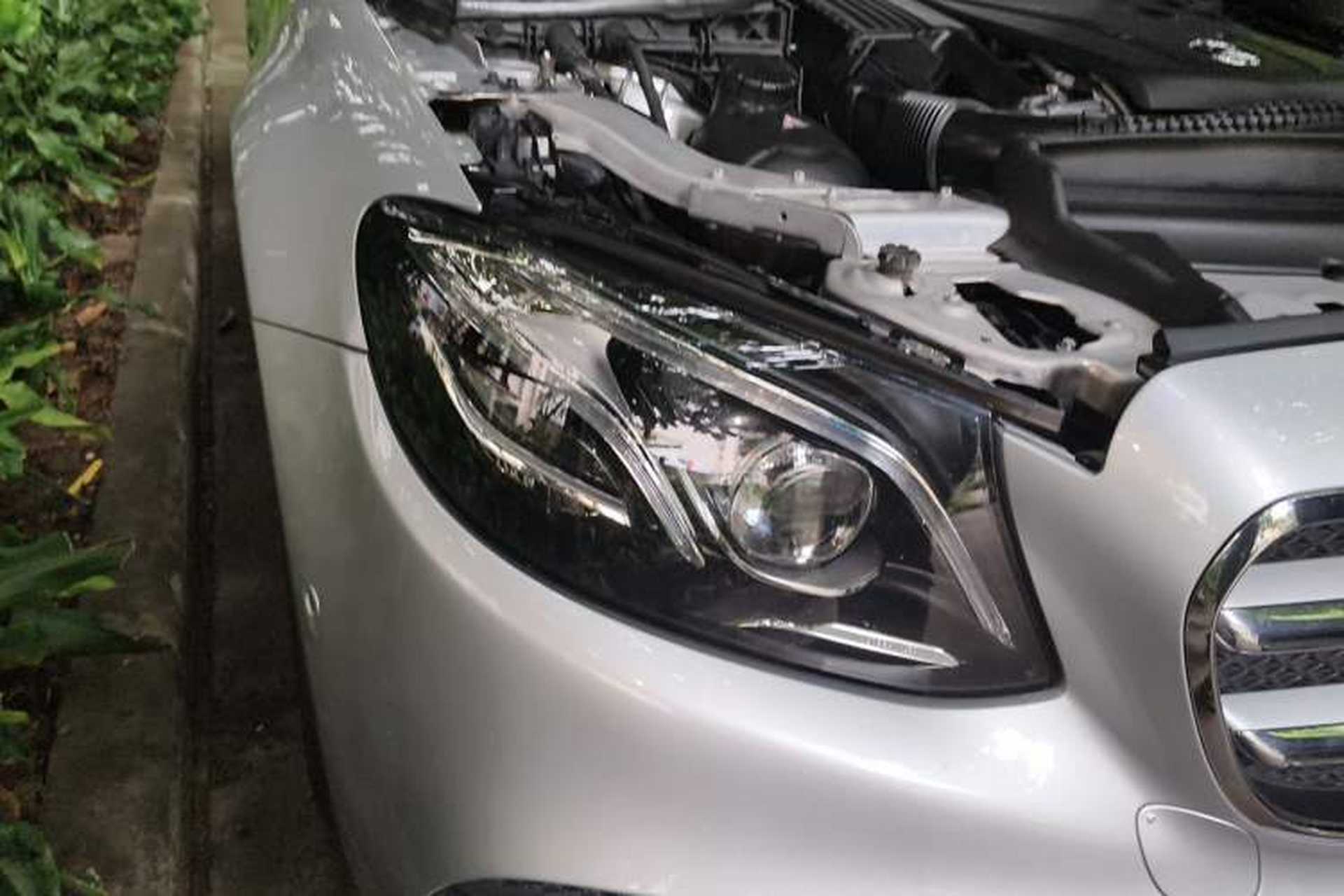 Used Mercedes-Benz E-Class 2016 E 300 L Sport Luxury Model Right Front Headlight
