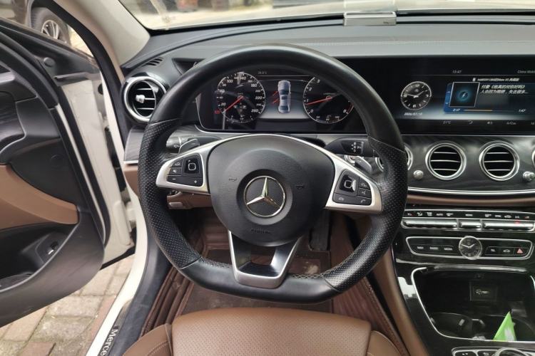 Used Mercedes-Benz E-Class 2016 E 200 L Sport Edition Steering Wheel